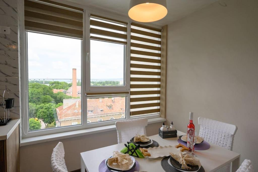 Sunset Luxury Apartment Βάρνα Εξωτερικό φωτογραφία
